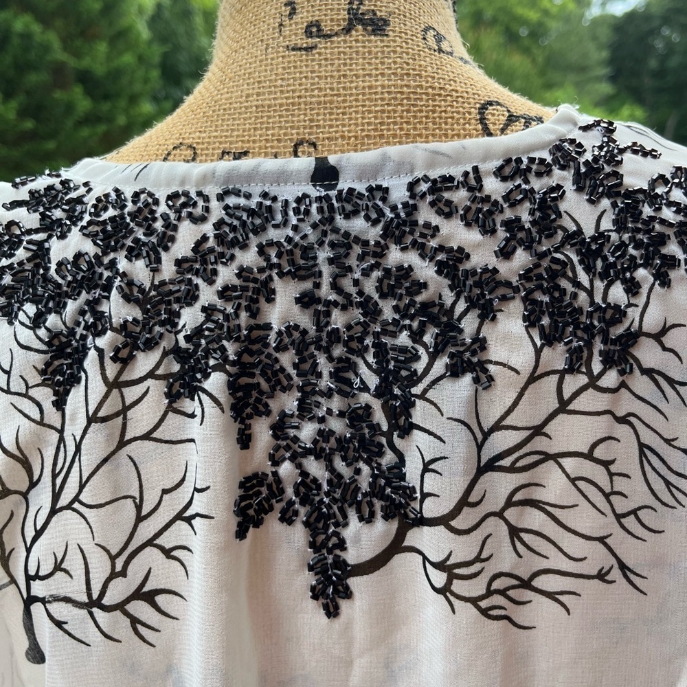 Beach ware cover up white and black beads size S embroidered - Picture 3 of 16